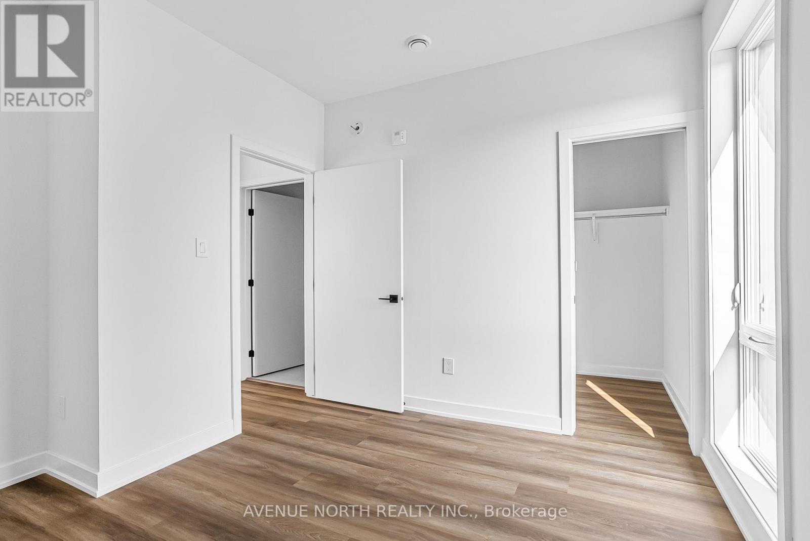 Photo 9 of 05 391 Dieppe Street, Ottawa ON