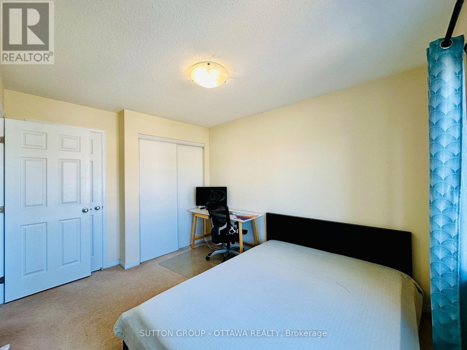 Photo 18 of 747 Oakglade Avenue, Ottawa ON