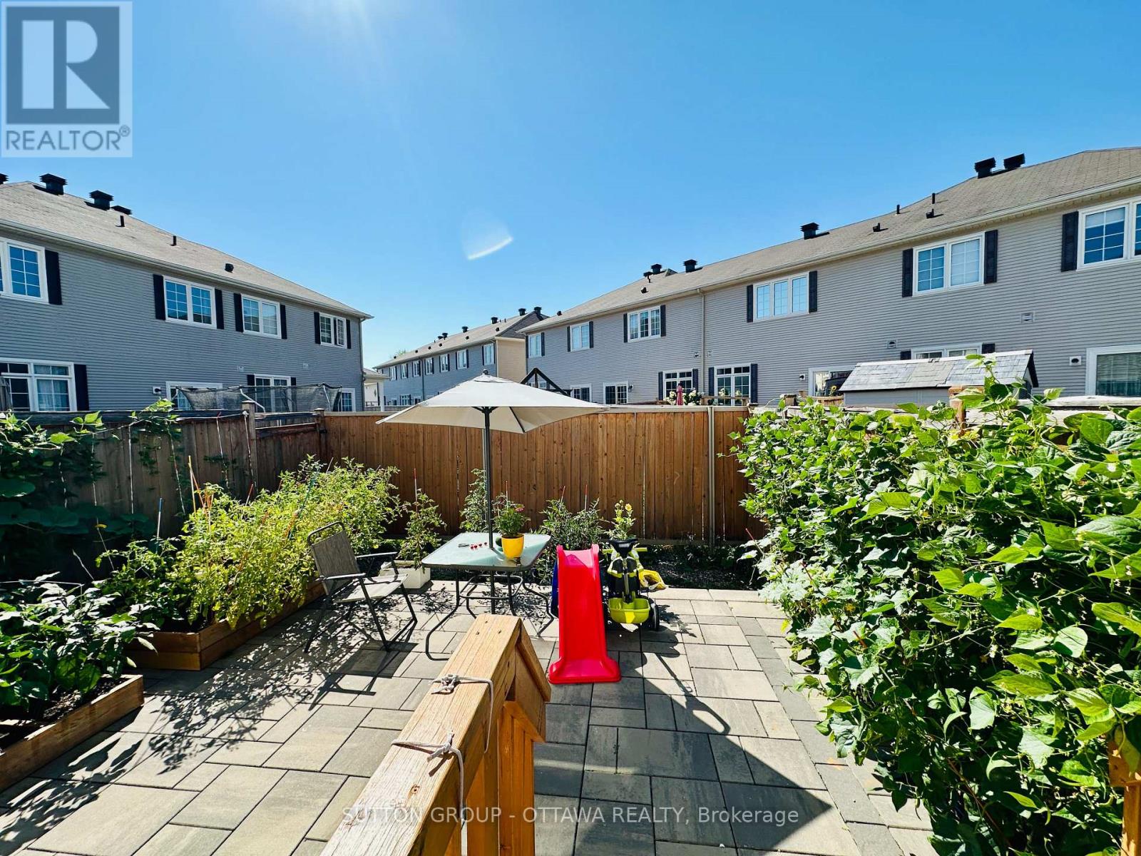 Photo 27 of 747 Oakglade Avenue, Ottawa ON