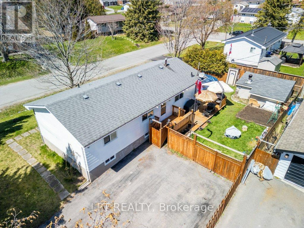 Photo 3 of 3 Deerfield Street, Loyalist ON