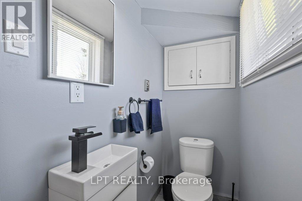 Photo 31 of 3 Deerfield Street, Loyalist ON