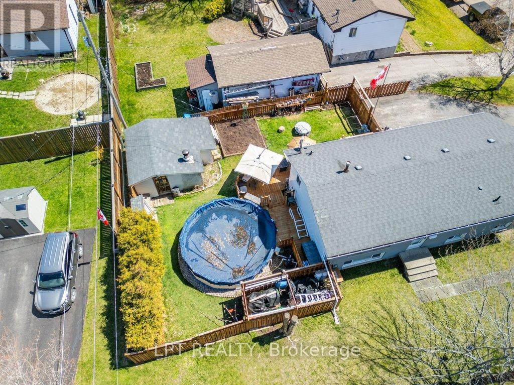 Photo 33 of 3 Deerfield Street, Loyalist ON