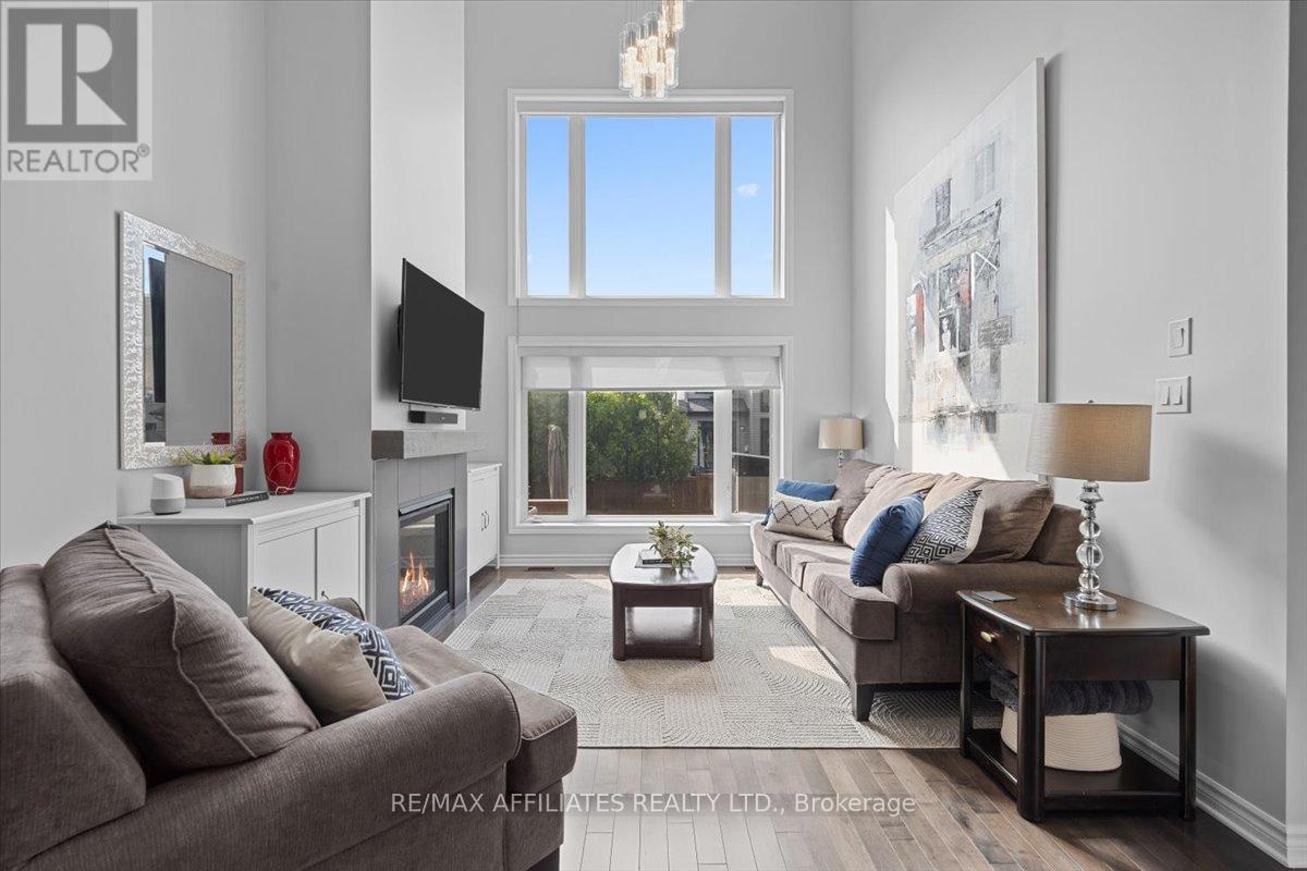 Photo 17 of 511 Earnscliffe Grove, Ottawa ON