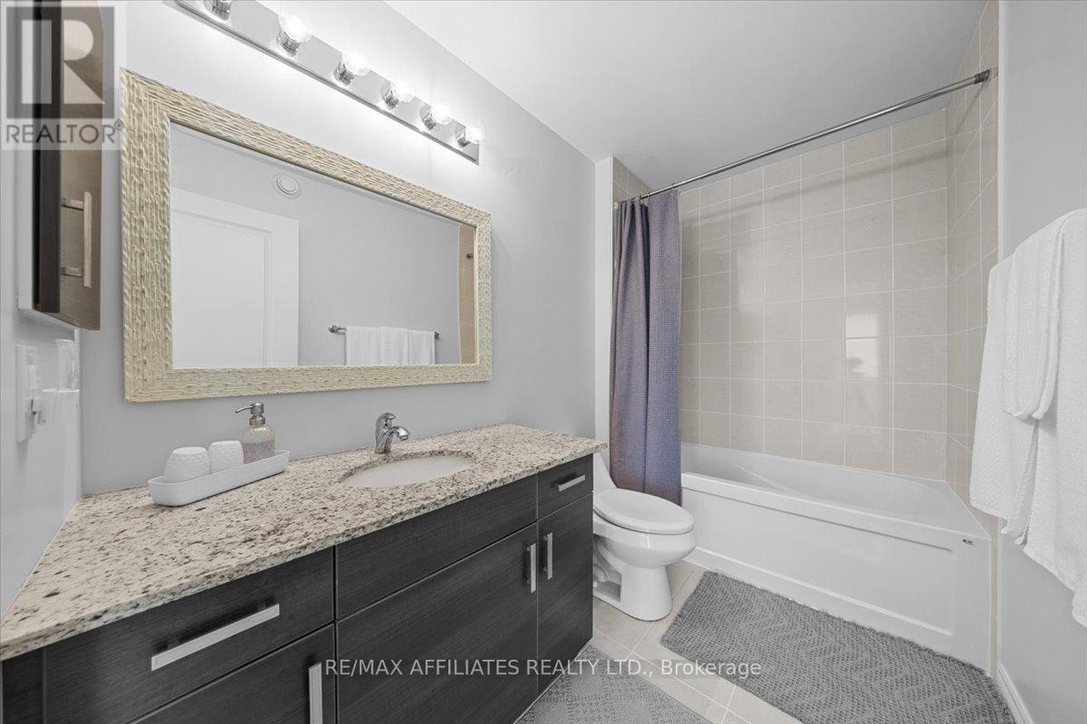 Photo 27 of 511 Earnscliffe Grove, Ottawa ON