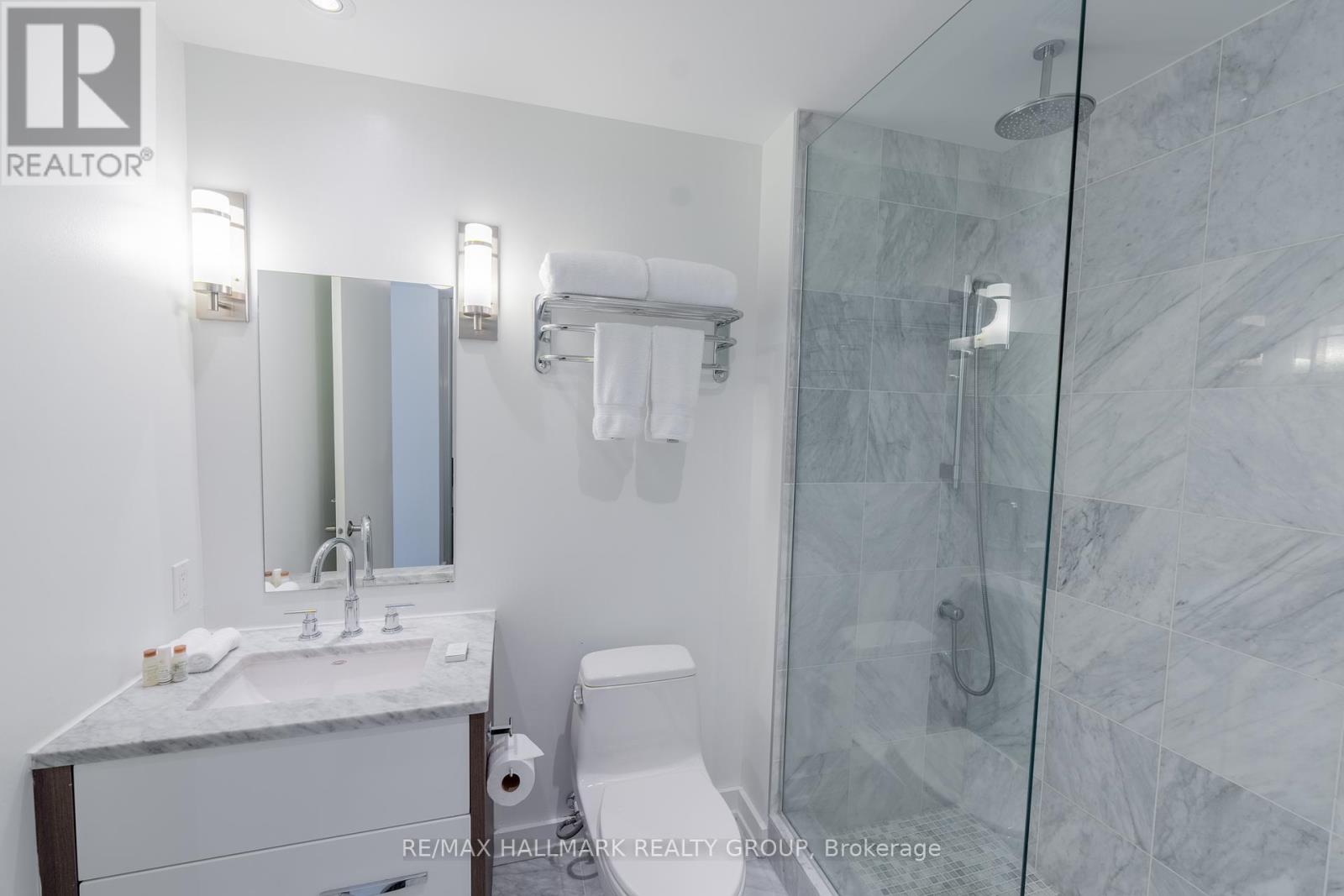Photo 17 of 502 111 Champagne Avenue, Ottawa ON