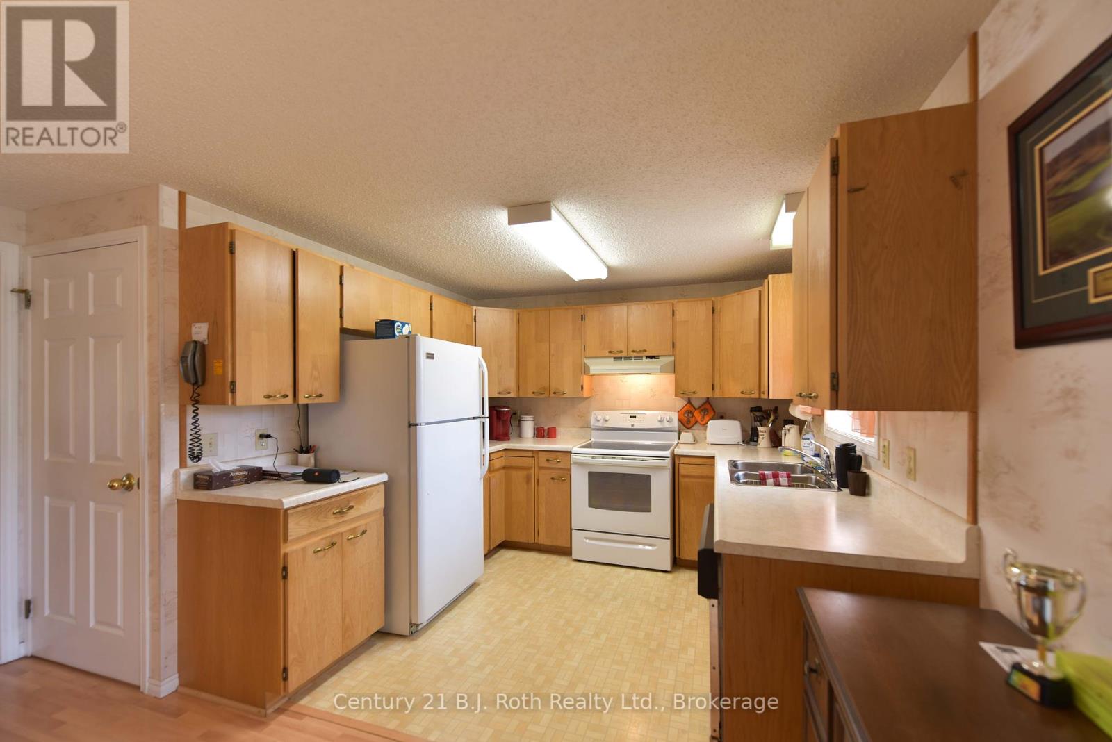 Photo 18 of 56 Tecumseth Pines Drive, New Tecumseth ON