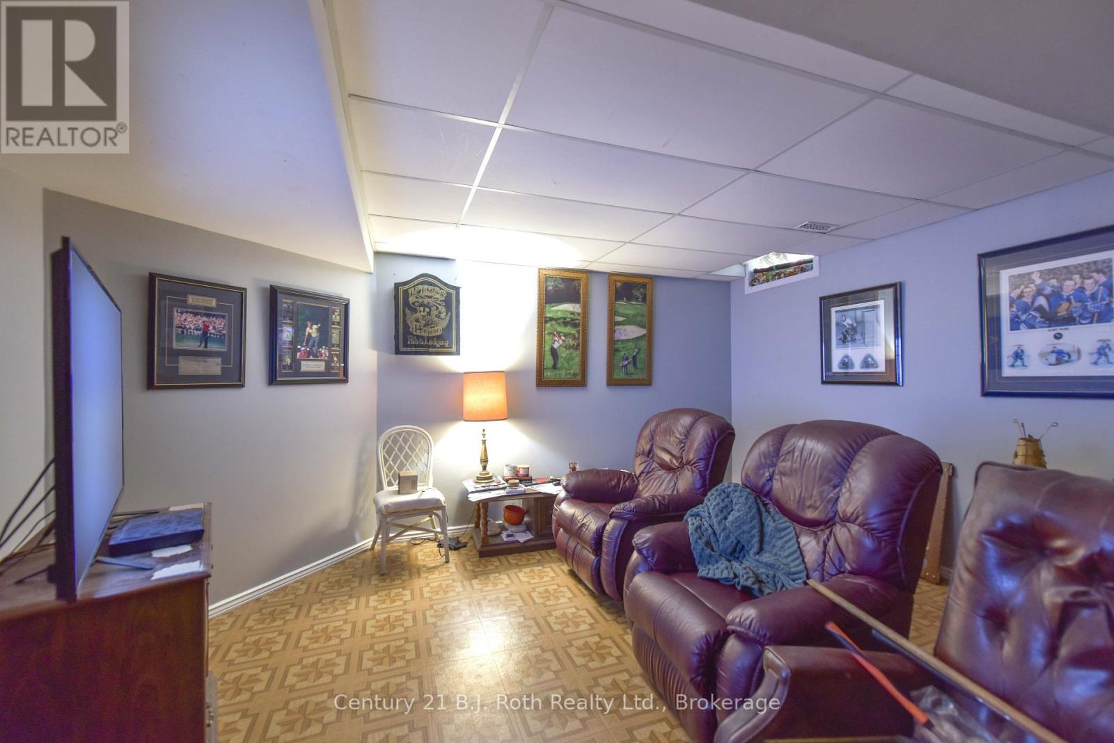 Photo 30 of 56 Tecumseth Pines Drive, New Tecumseth ON
