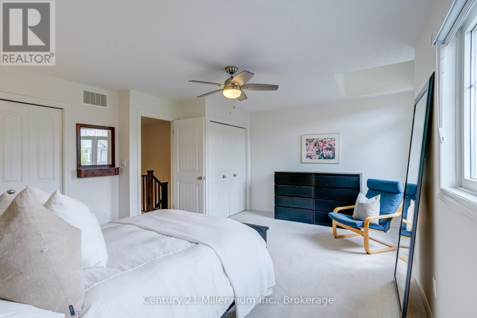 Photo 24 of 37 Silver Glen Boulevard, Collingwood ON