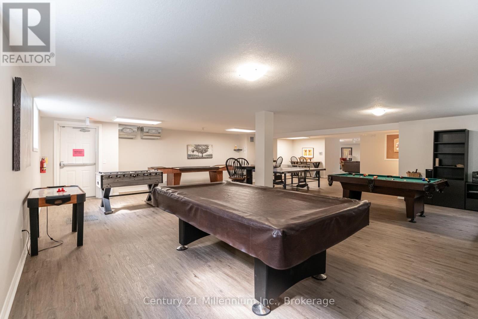 Photo 37 of 37 Silver Glen Boulevard, Collingwood ON