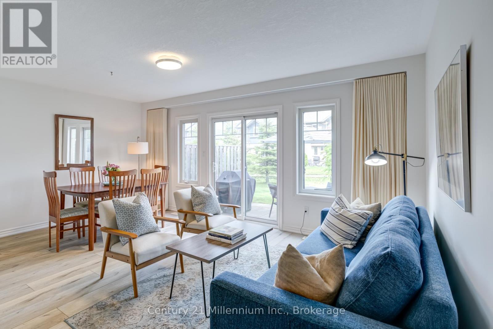 Photo 7 of 37 Silver Glen Boulevard, Collingwood ON