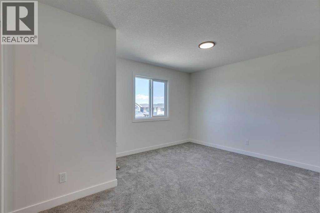 Photo 18 of 764 Langley Terrace Se, Airdrie AB