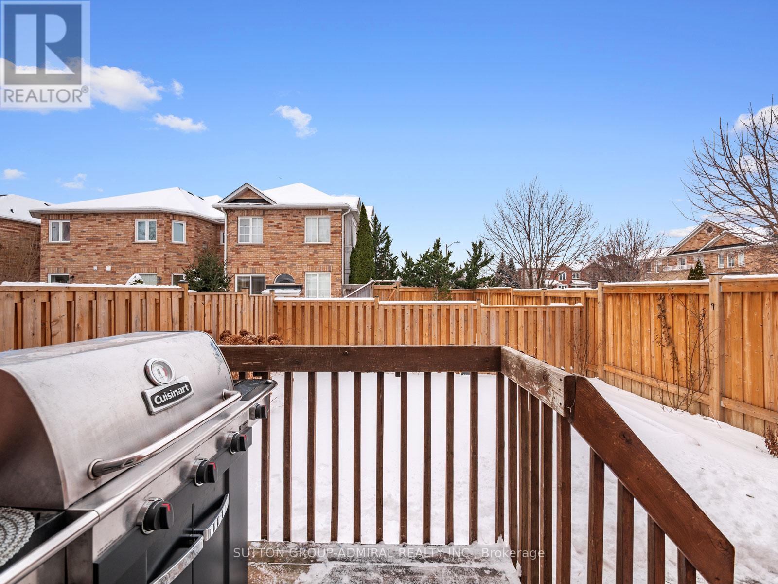 Photo 32 of 2 Marathon Avenue, Vaughan ON