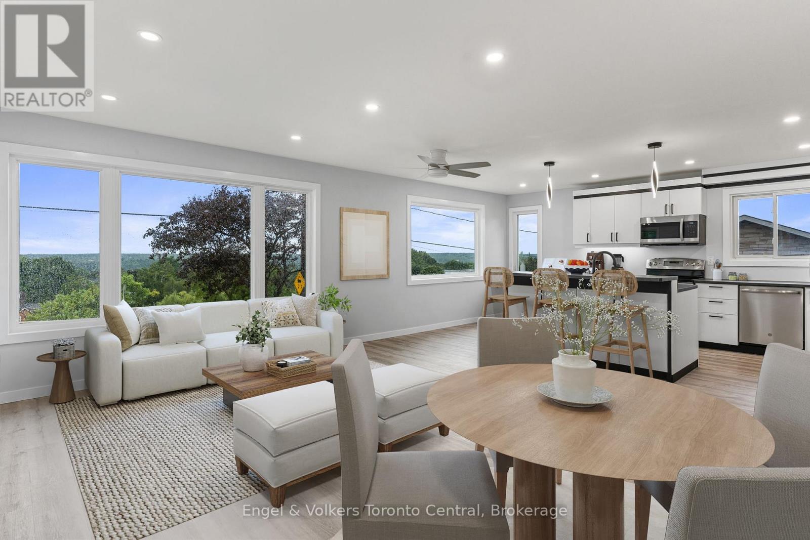 Photo 8 of 873 9th Avenue E, Owen Sound ON