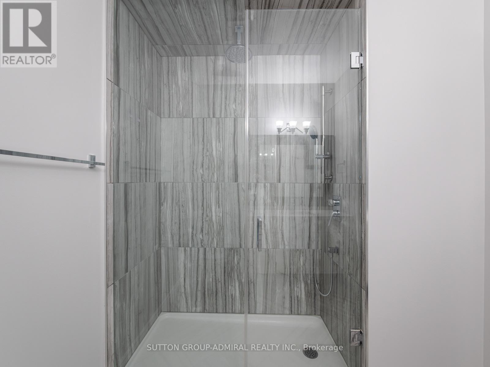 Photo 22 of 62 Gardiner Drive, Bradford West Gwillimbury ON