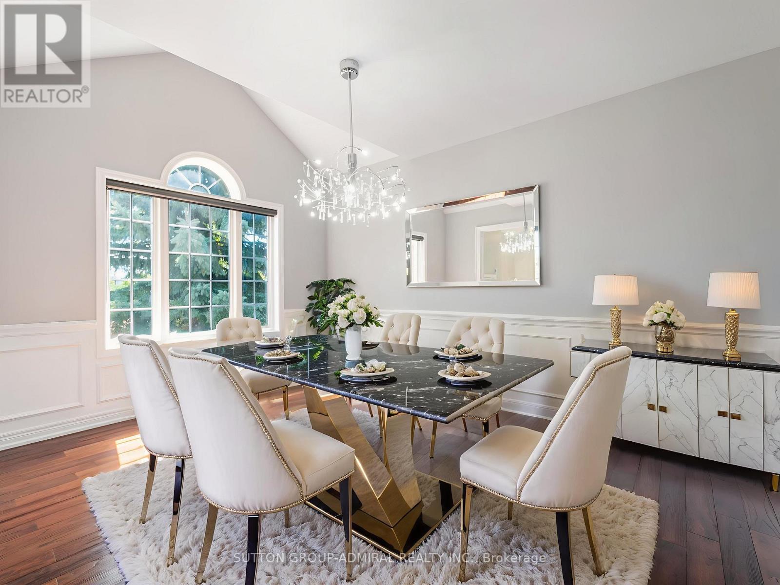 Photo 8 of 62 Gardiner Drive, Bradford West Gwillimbury ON