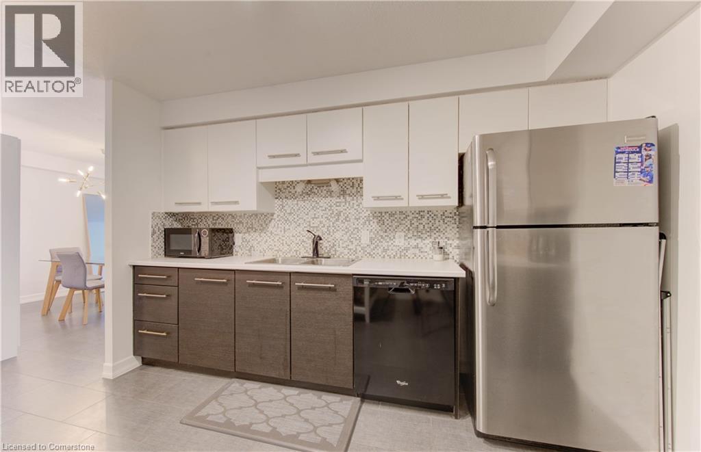 Photo 8 of 35 Green Valley Drive Unit 211, Kitchener ON