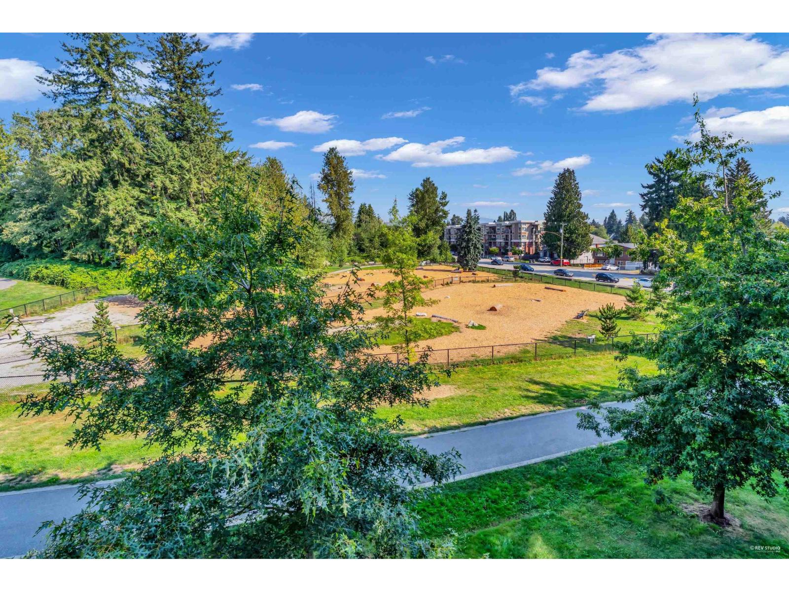Photo 29 of 305 10603 140 Street, Surrey BC