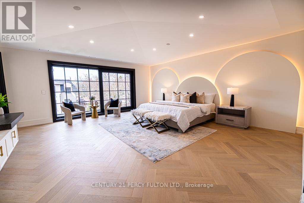 Photo 19 of 210 Homewood Avenue, Toronto ON