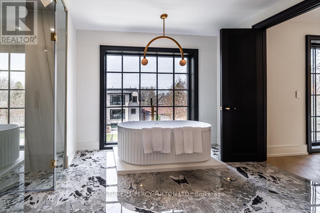 Photo 22 of 210 Homewood Avenue, Toronto ON