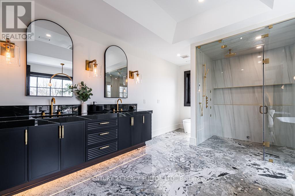 Photo 23 of 210 Homewood Avenue, Toronto ON