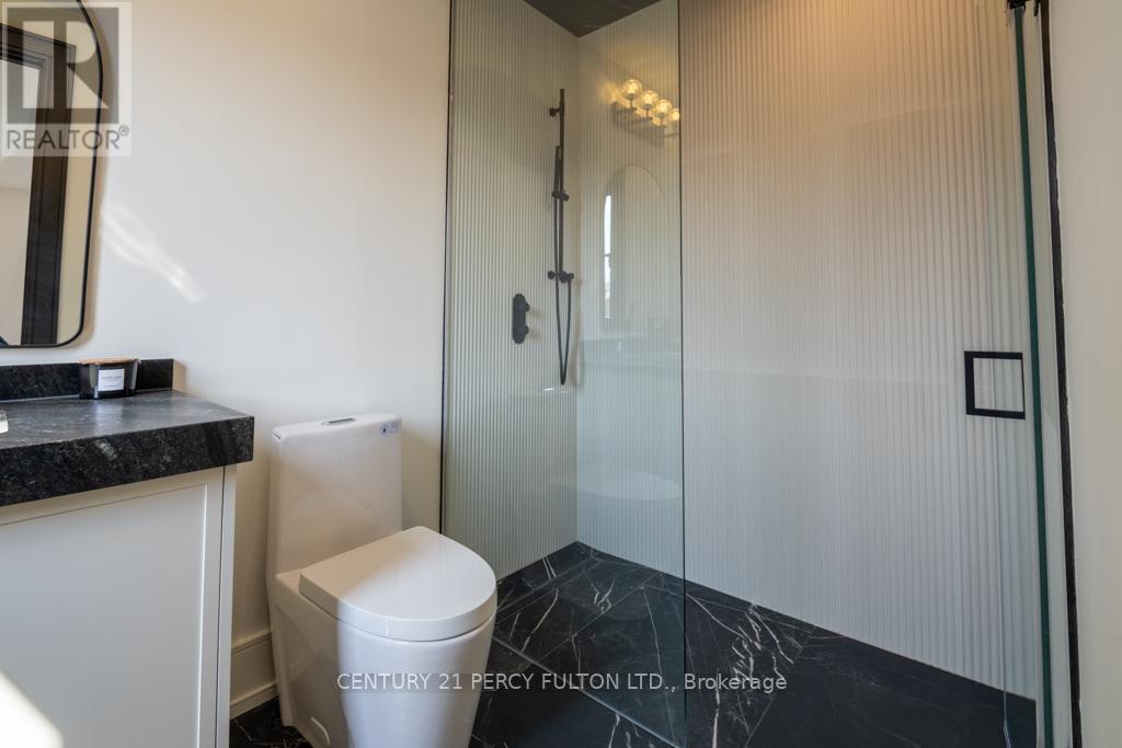 Photo 32 of 210 Homewood Avenue, Toronto ON