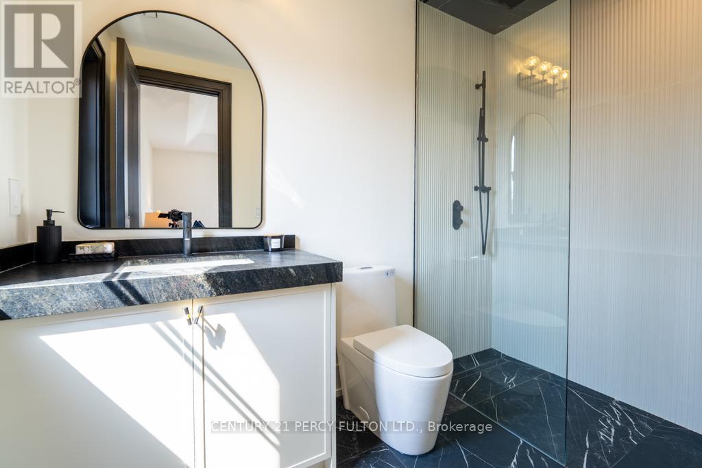 Photo 30 of 210 Homewood Avenue, Toronto ON