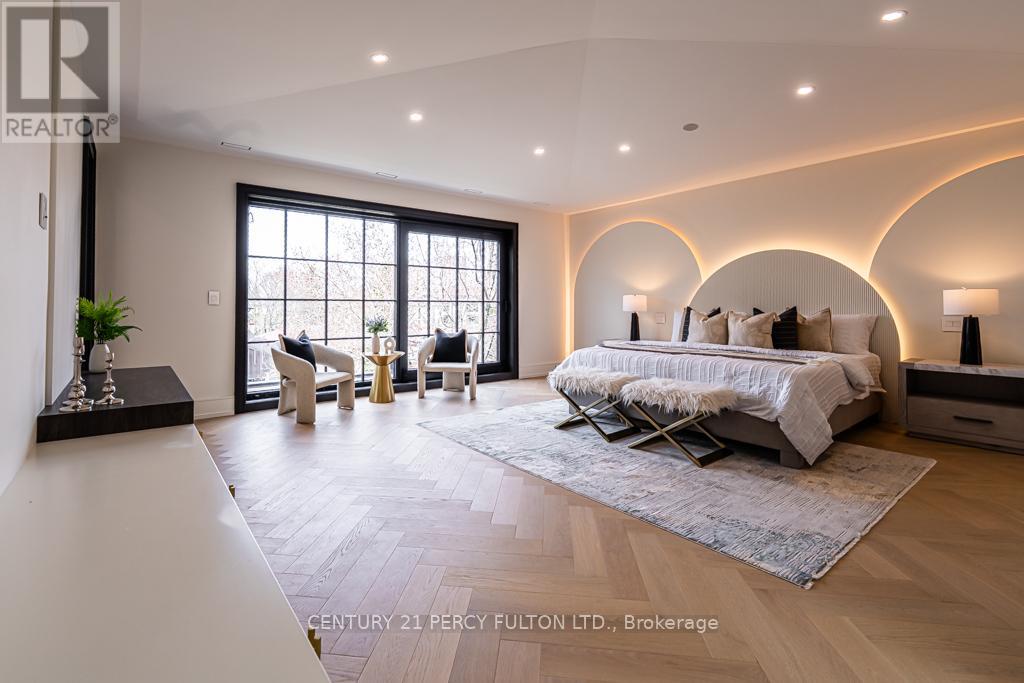 Photo 21 of 210 Homewood Avenue, Toronto ON