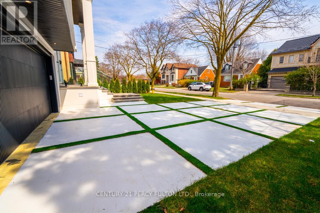 Photo 43 of 210 Homewood Avenue, Toronto ON