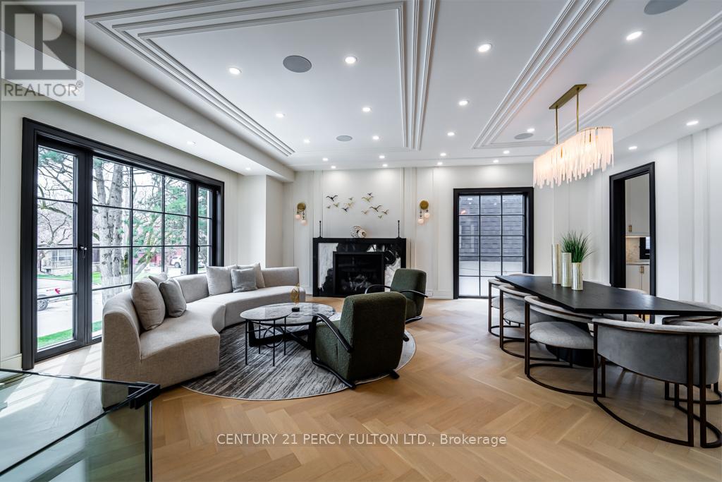 Photo 5 of 210 Homewood Avenue, Toronto ON