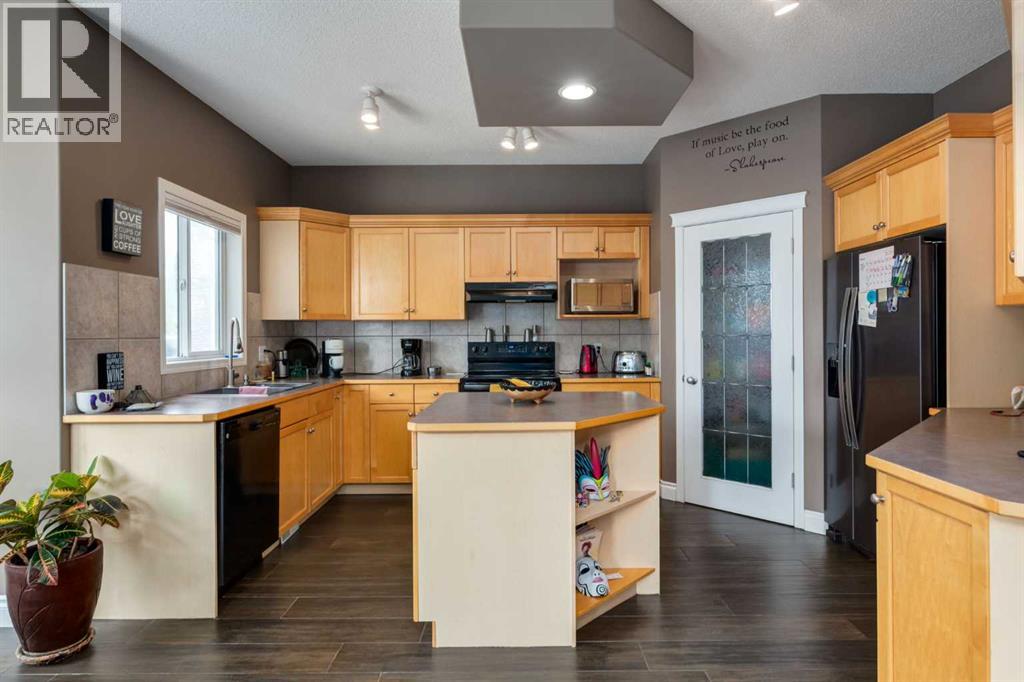 Photo 13 of 169 Tuscany Ridge Park Nw, Calgary AB