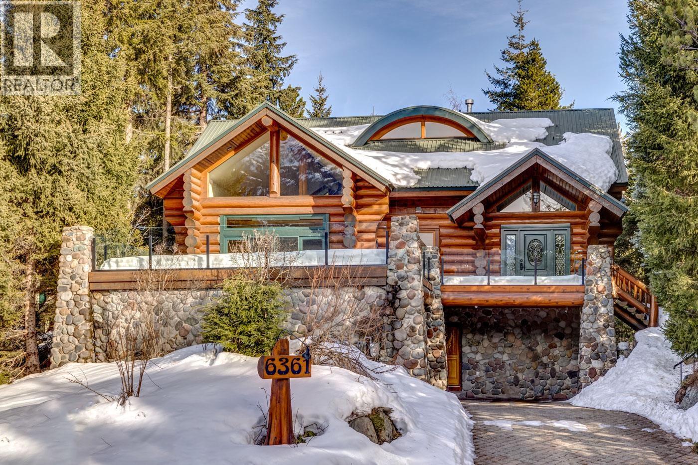 6361 FAIRWAY DRIVE, Whistler