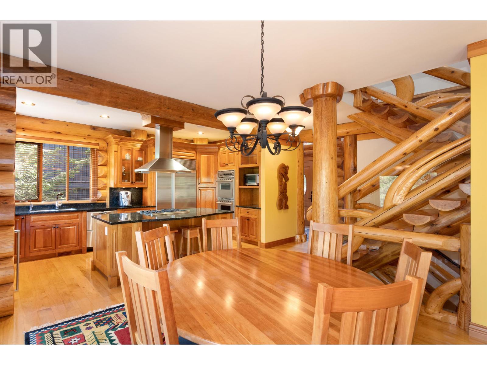 6361 FAIRWAY DRIVE, Whistler
