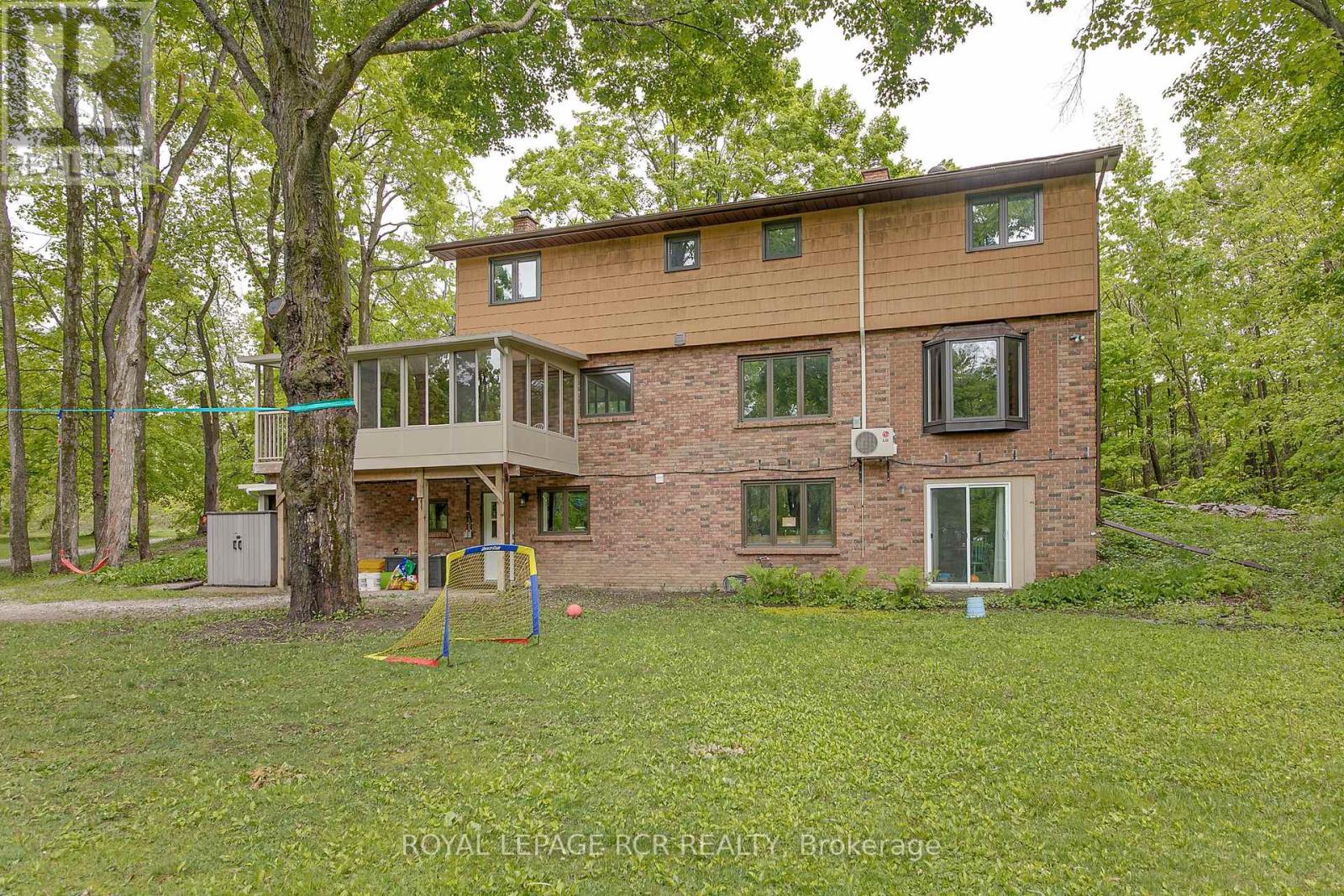 Photo 32 of 1369 Ryerson Boulevard, Severn ON
