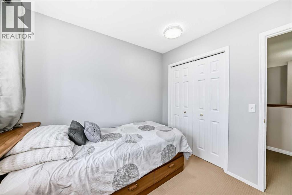 Single Family House 4 Level for Sale in  Kingsland Court SW Kingsland Calgary 