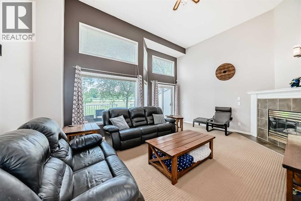 Single Family House 4 Level for Sale in  Kingsland Court SW Kingsland Calgary 