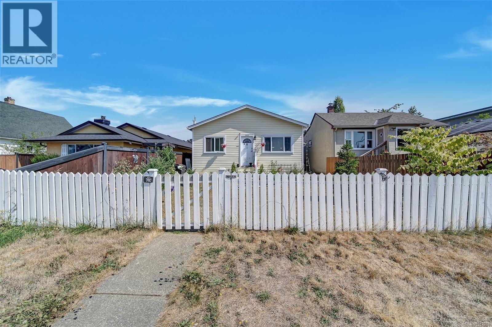 Photo 1 of 3645 14th Ave, Port Alberni BC