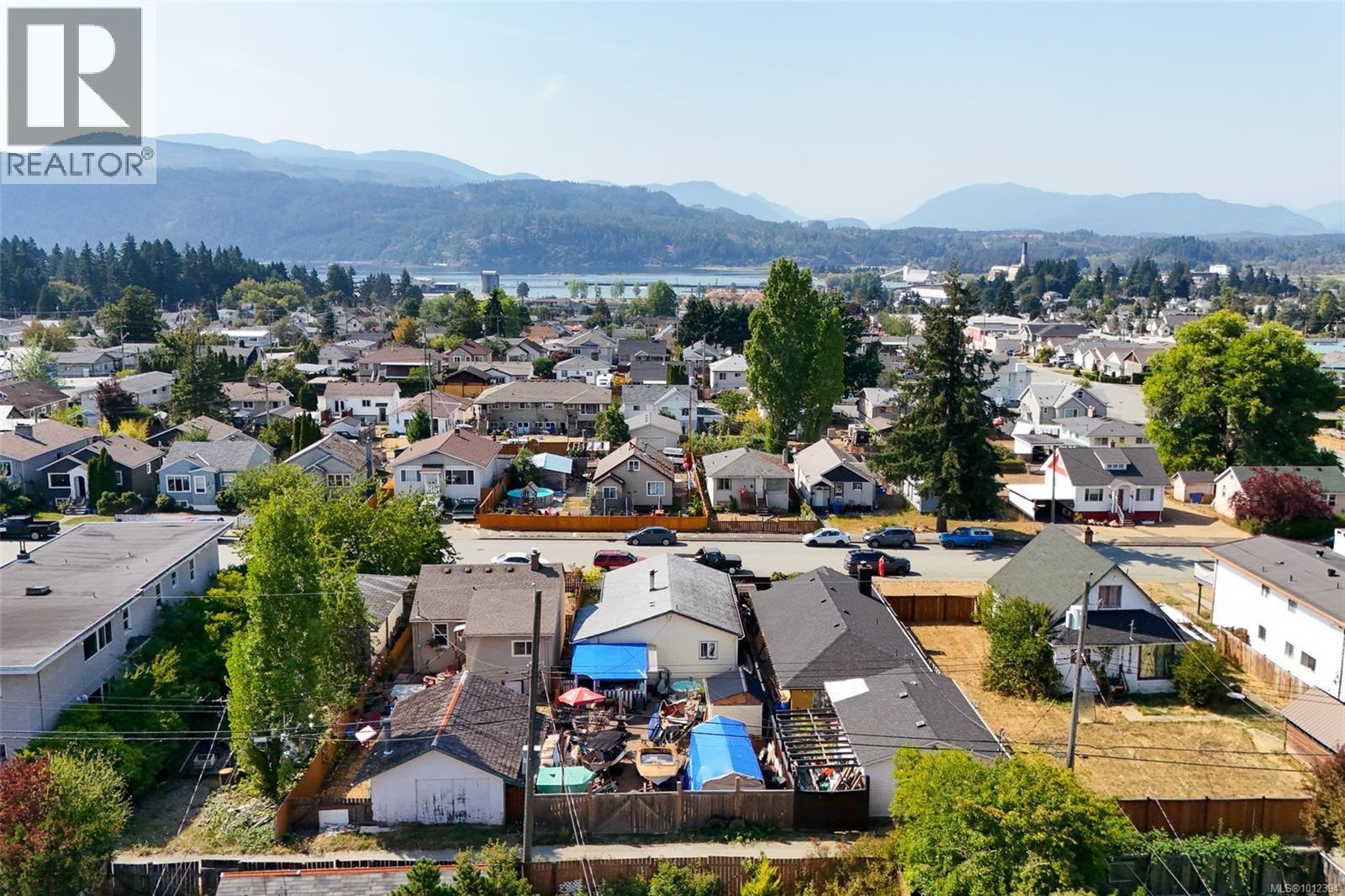 Photo 18 of 3645 14th Ave, Port Alberni BC