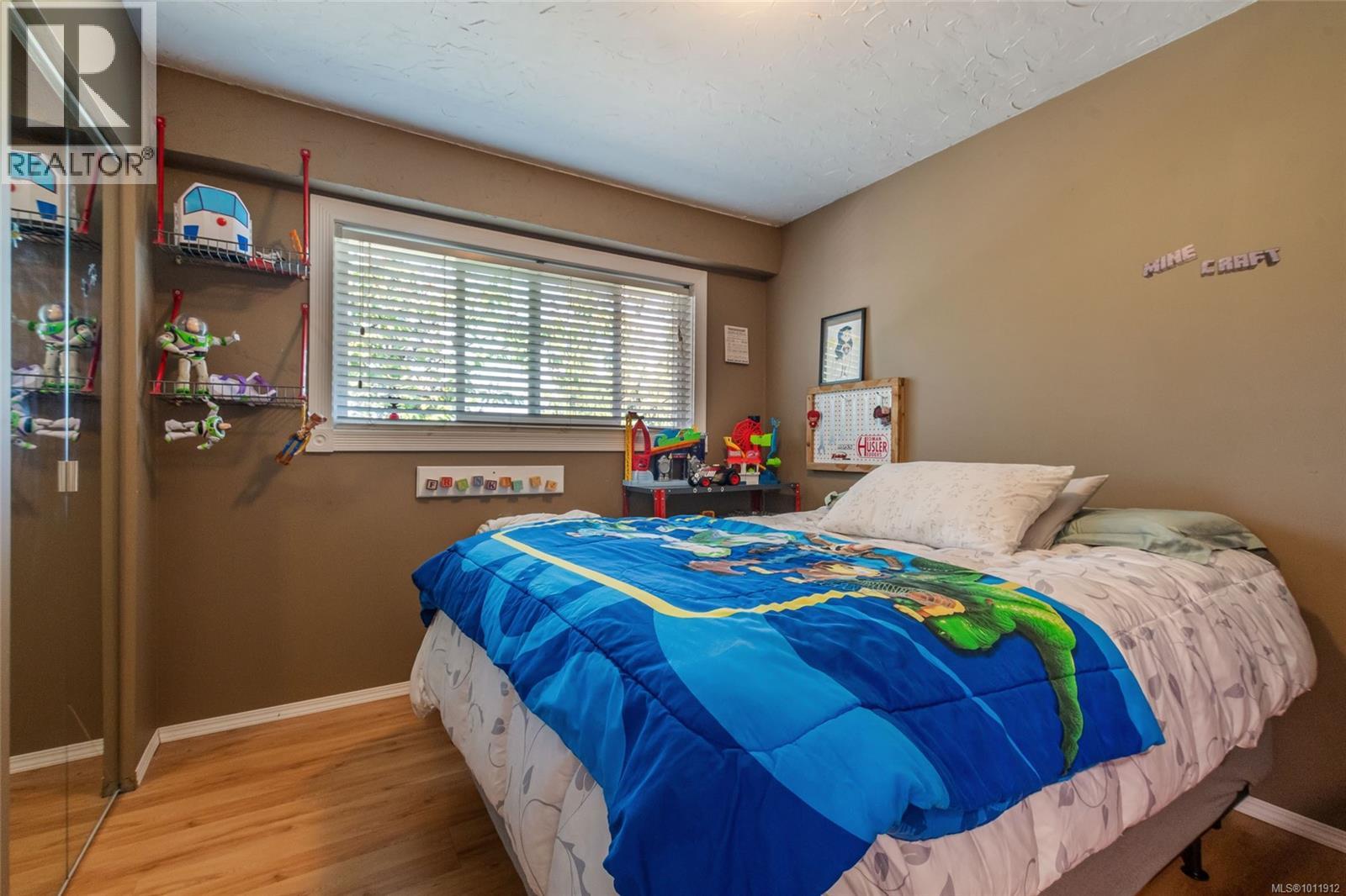 Photo 14 of 43 Roberta Rd E, Nanaimo BC