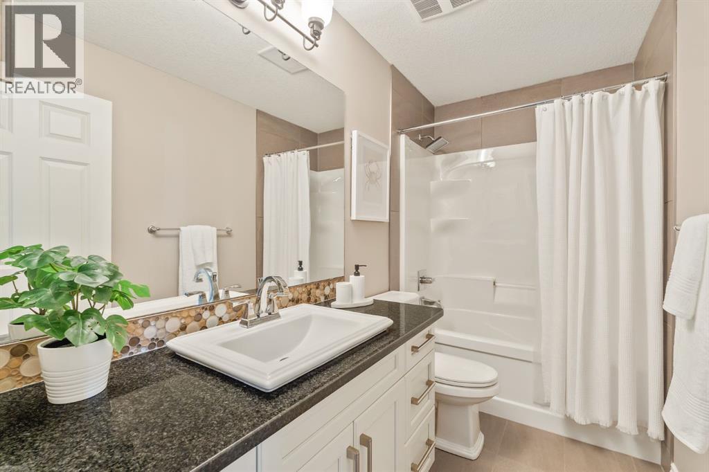 Photo 28 of 168 Aspen Summit Drive Sw, Calgary AB