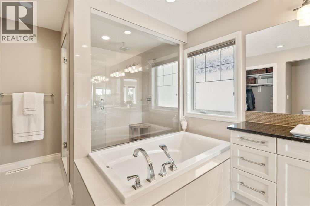 Photo 24 of 168 Aspen Summit Drive Sw, Calgary AB