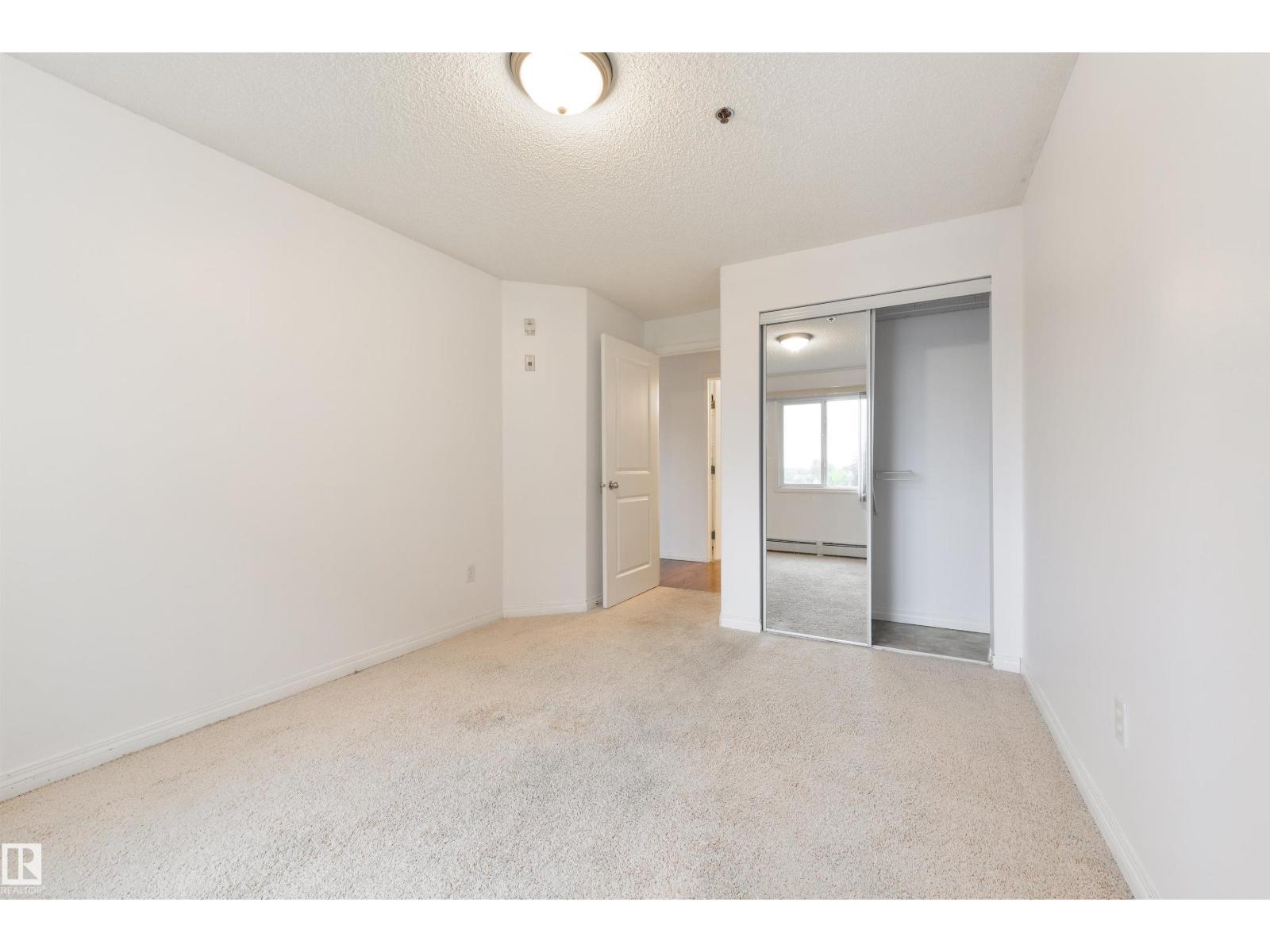 Photo 25 of 226 2305 35 A Av Nw, Edmonton AB