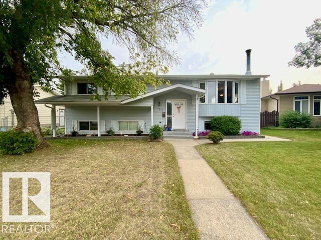 Photo 2 of 132 Green Ash Dr, Wetaskiwin AB