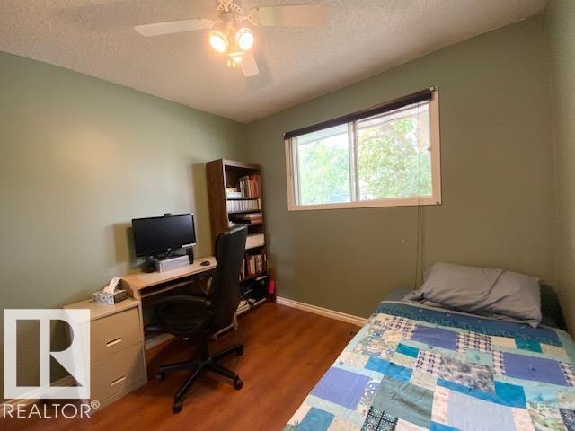 Photo 24 of 132 Green Ash Dr, Wetaskiwin AB