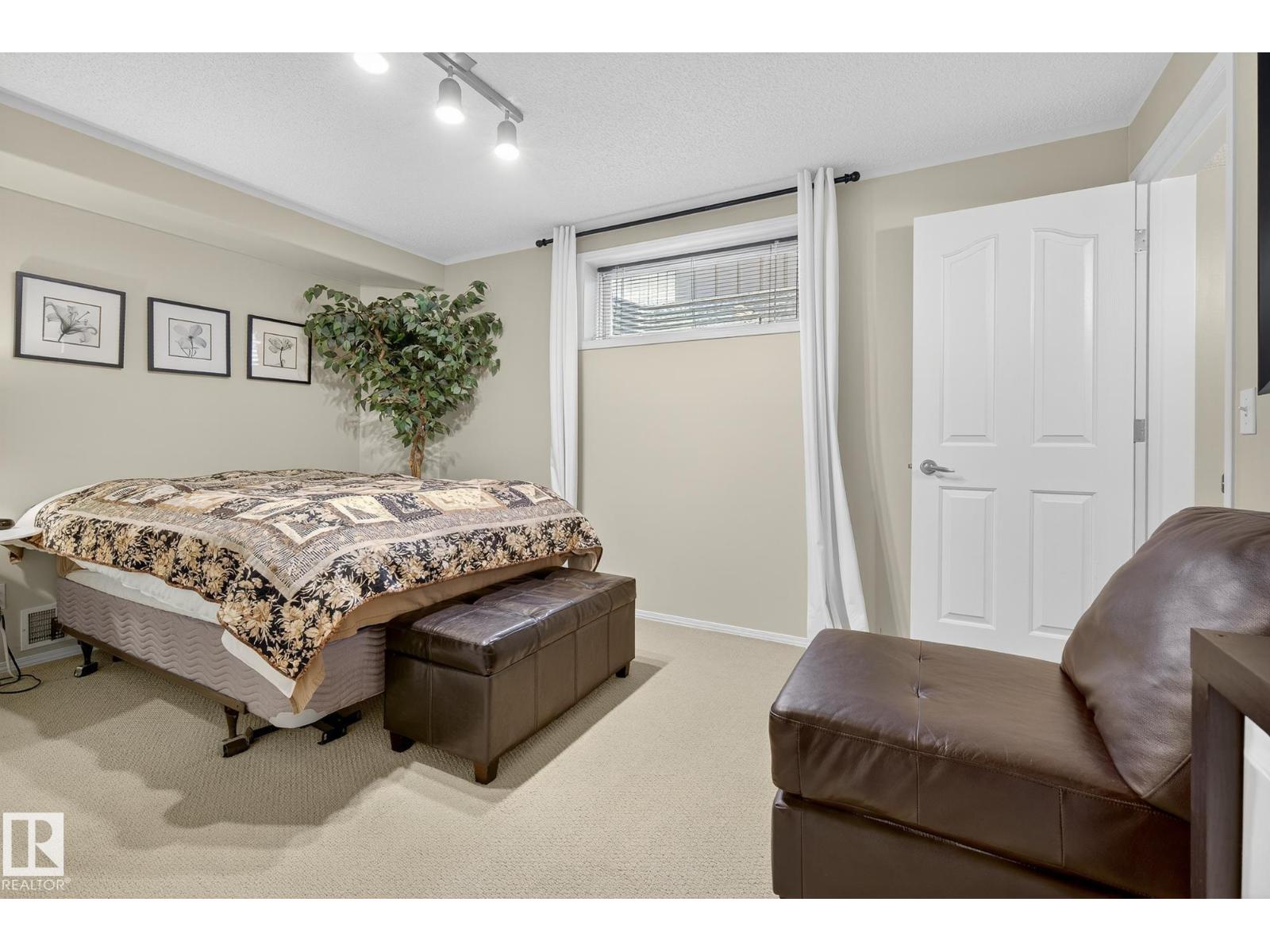 Photo 40 of 245 Foxboro Tc, Sherwood Park AB