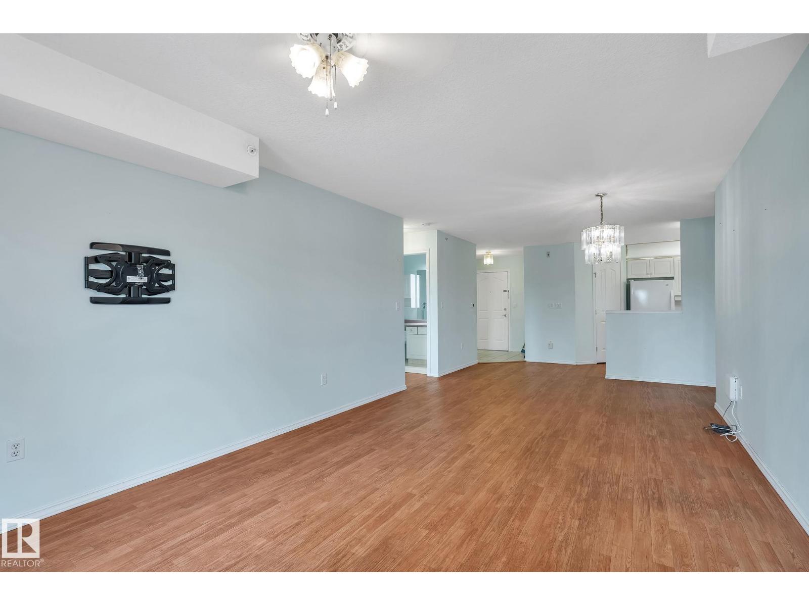 Photo 12 of 407 6703 172 St Nw, Edmonton AB