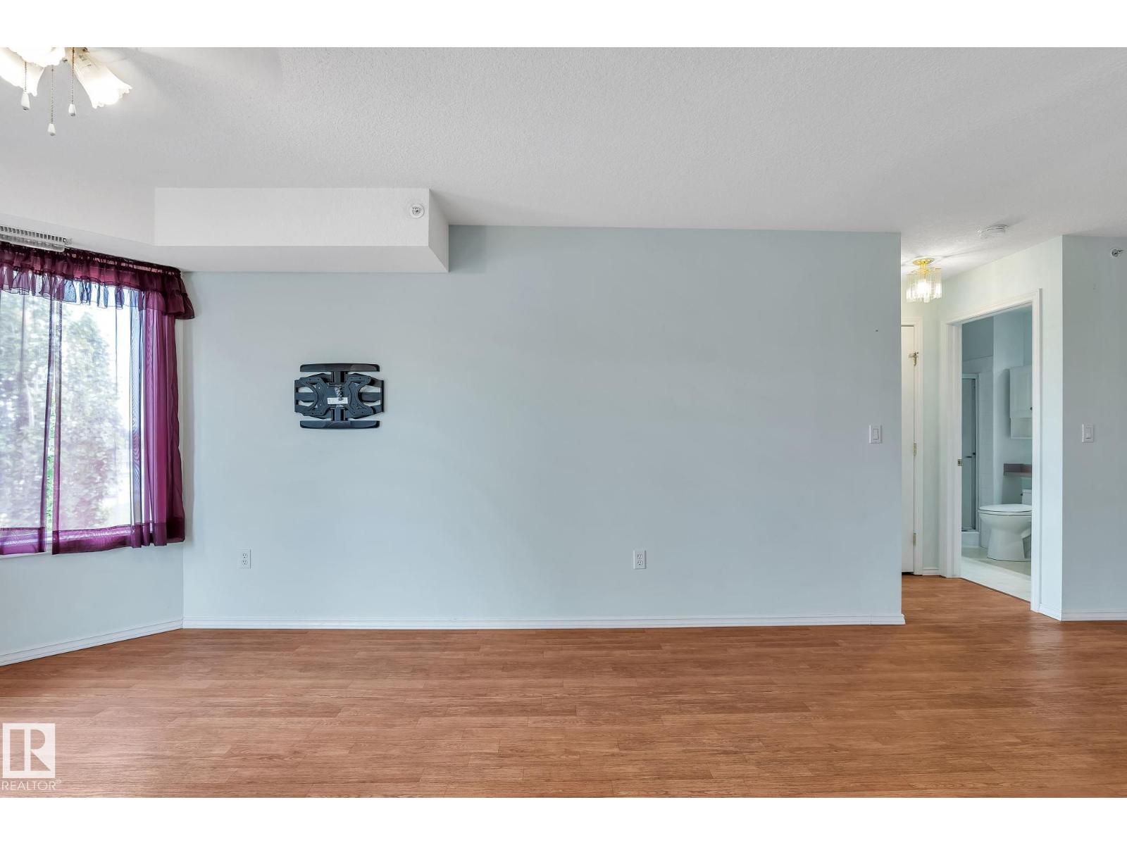 Photo 13 of 407 6703 172 St Nw, Edmonton AB