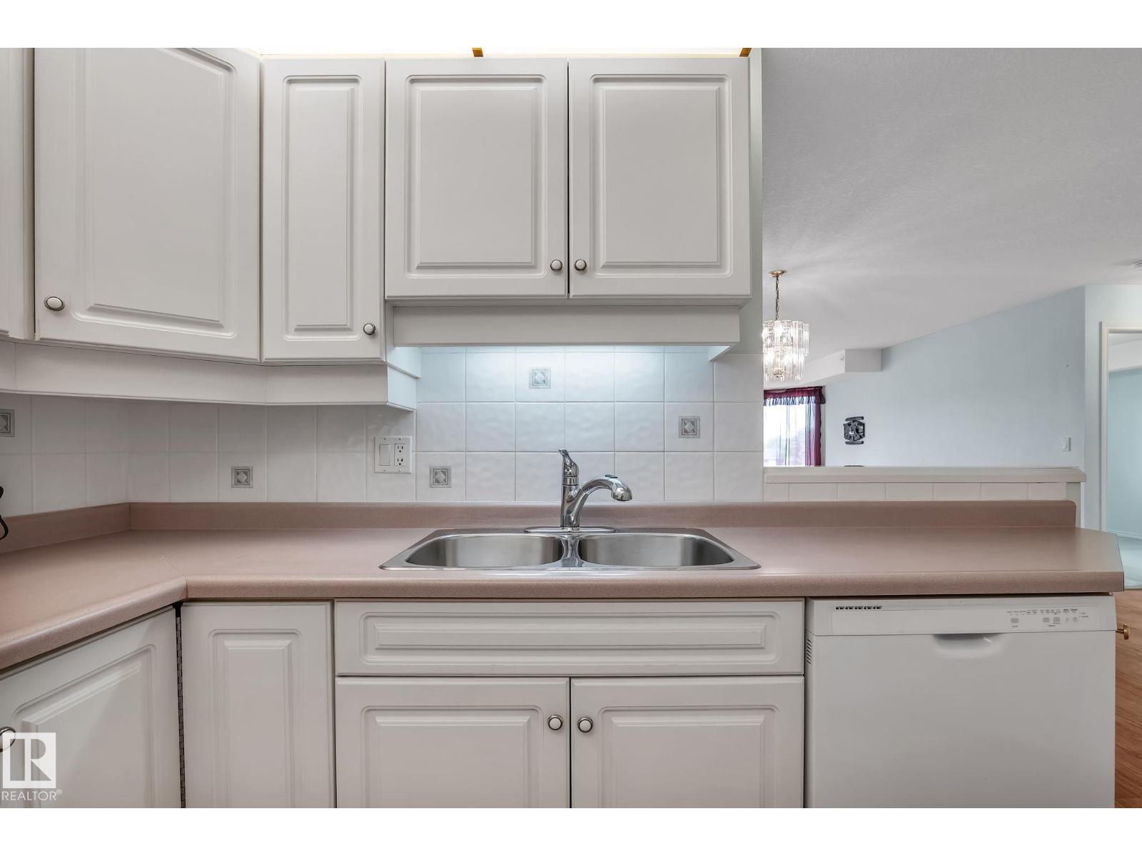 Photo 8 of 407 6703 172 St Nw, Edmonton AB