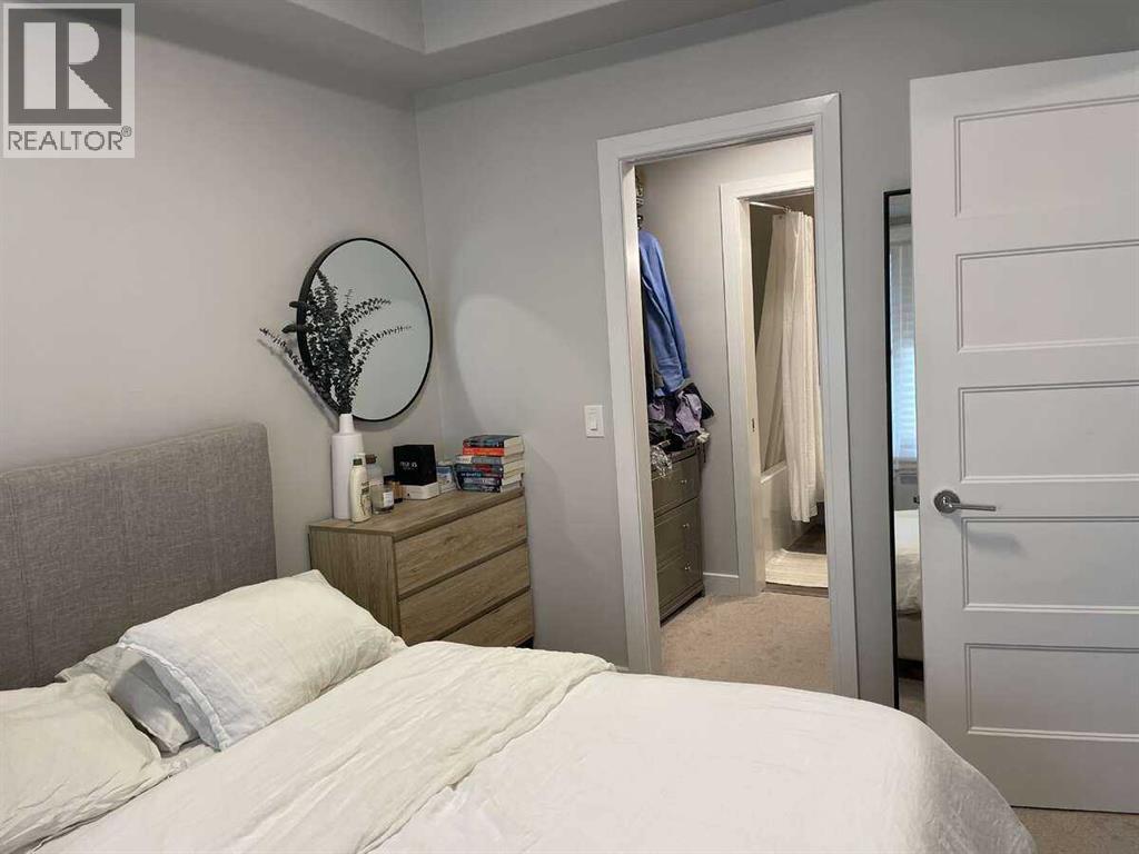 Photo 22 of 3204 80 Greenbriar Place Nw, Calgary AB