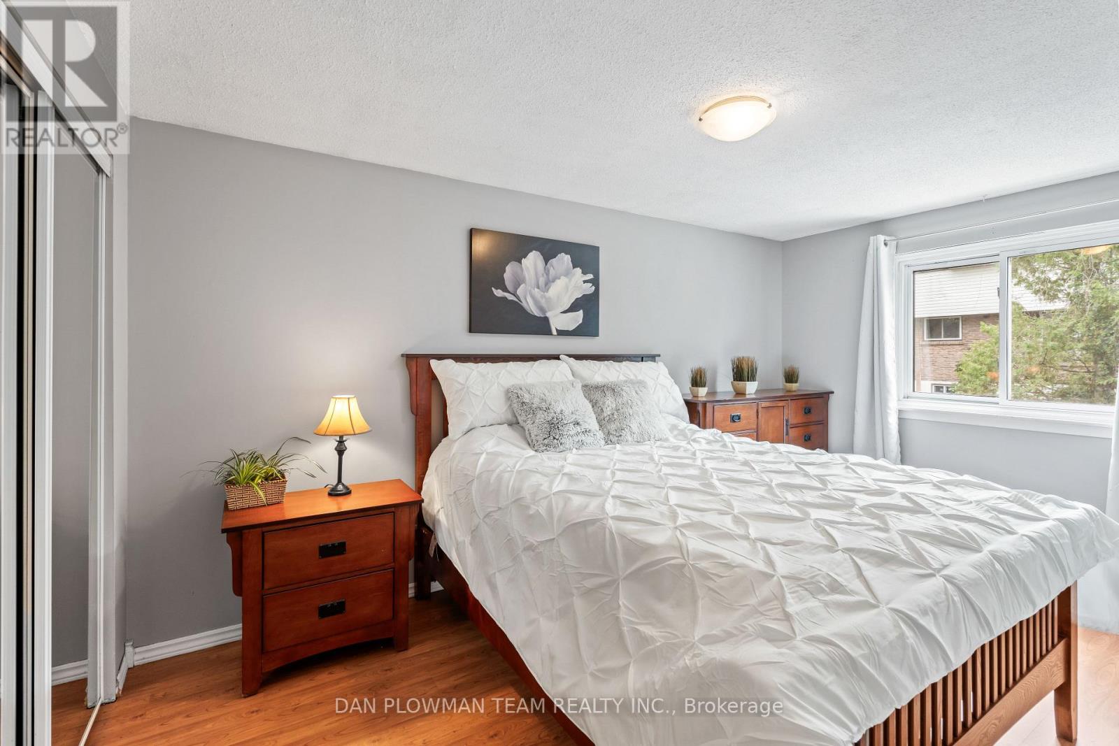 Photo 27 of 1264 Venus Crescent, Oshawa ON