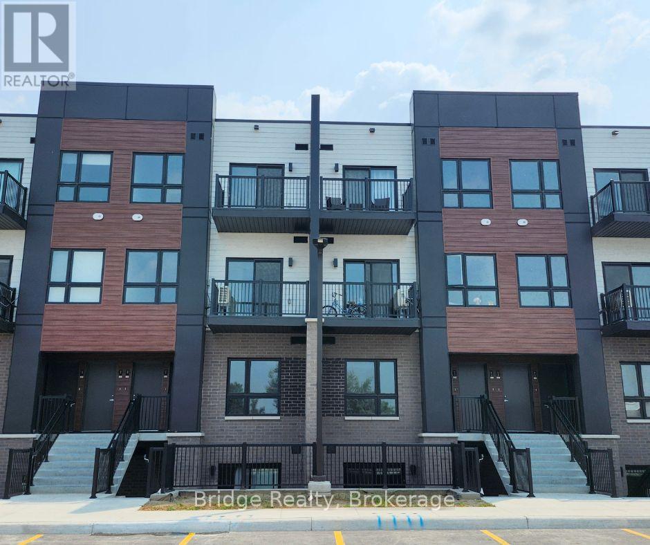 Photo 1 of K 14 40 Palace Street, Kitchener ON